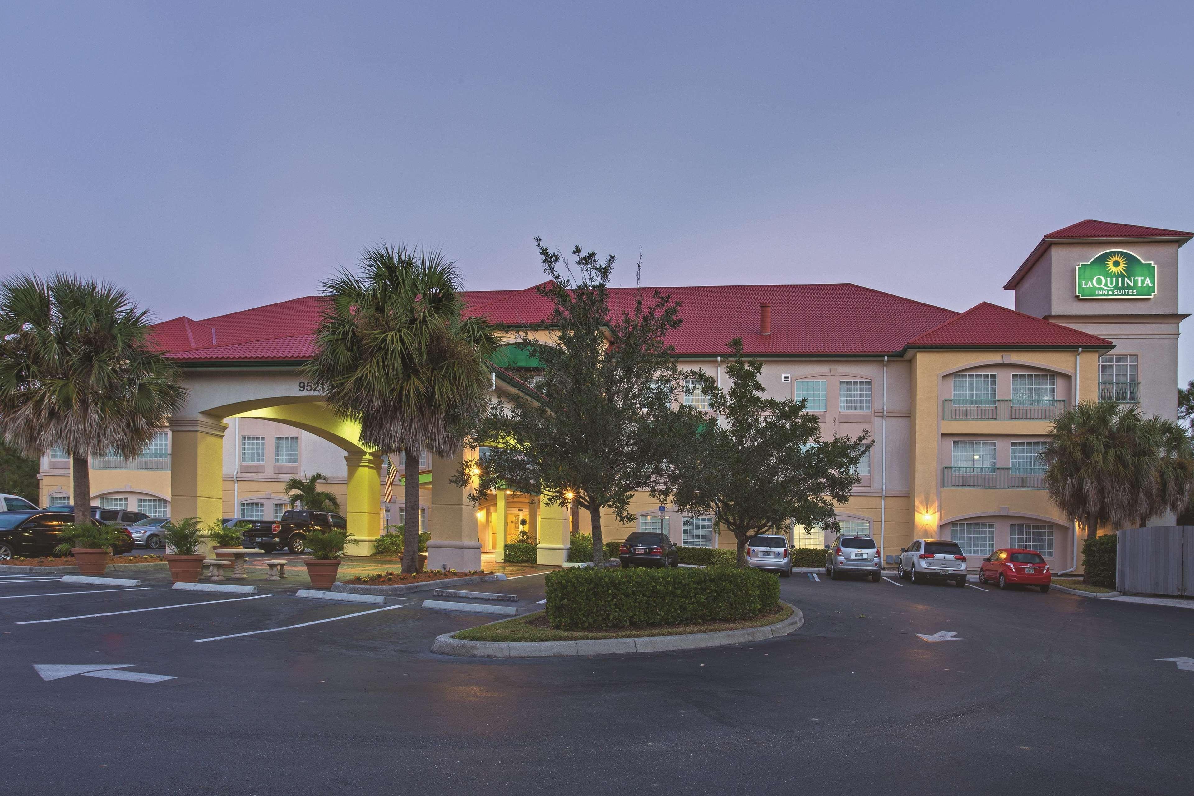 La Quinta Inn And Suites Fort Myers I-75 Exterior foto